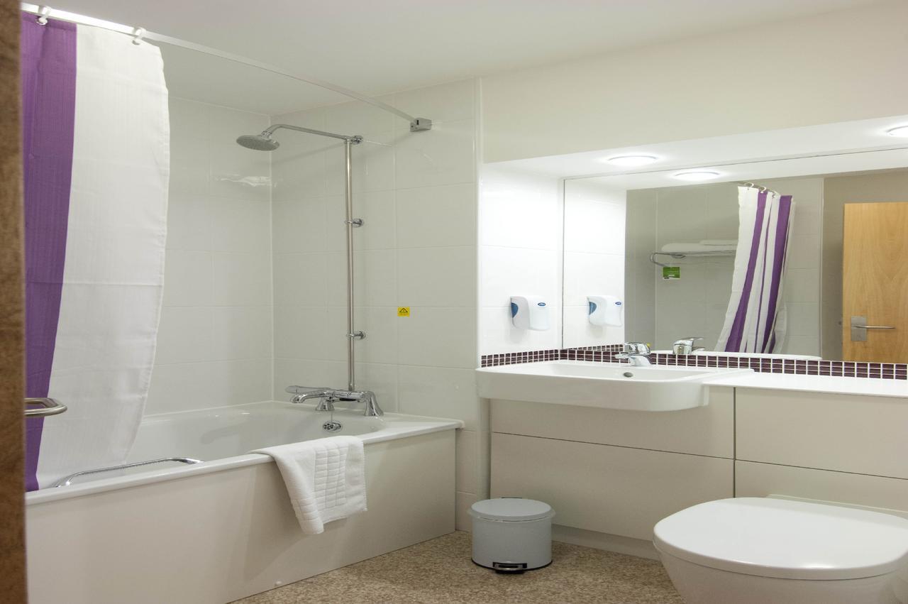 Premier Inn London Ilford Room photo